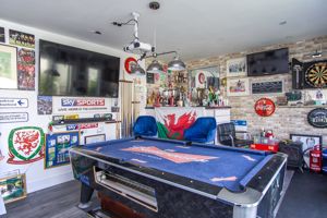 Photo 26- click for photo gallery